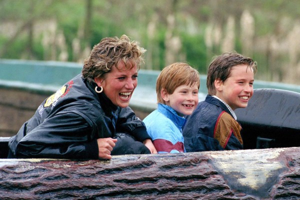Diana planejava se mudar com filhos para os EUA e trabalhar em Hollywood, revela amigo
