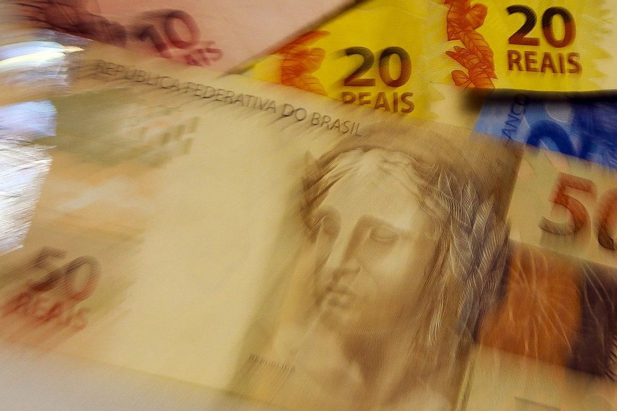 Indicador do Ipea mostra que investimentos ficaram estáveis em junho