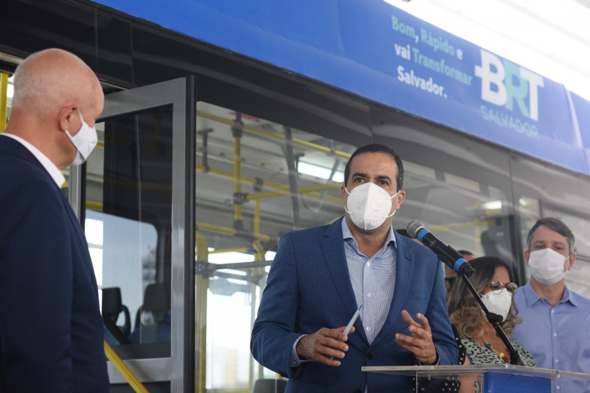 Bruno Reis desconversa sobre debandada do MDB