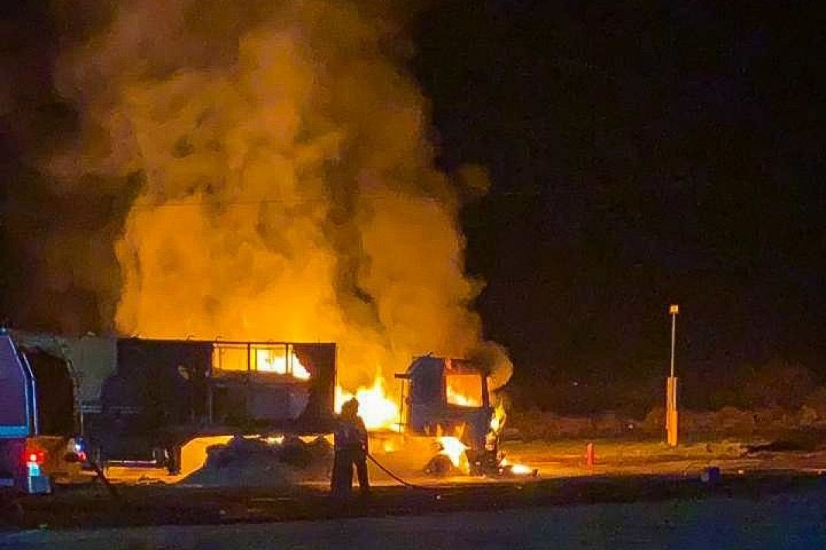 Bombeiros controlam incêndio no oeste da Bahia