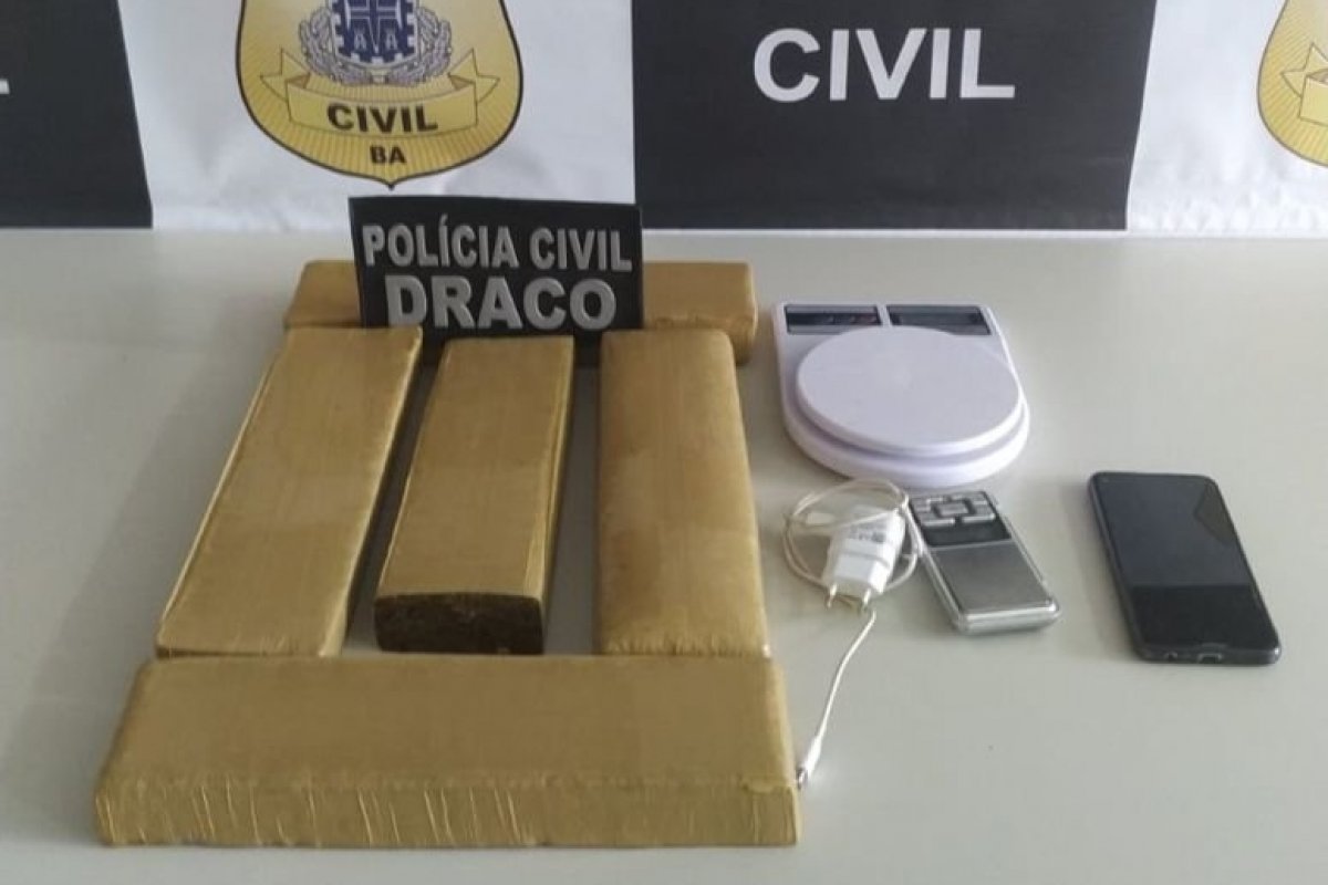 Homem é preso com droga avaliada em R$ 7 mil