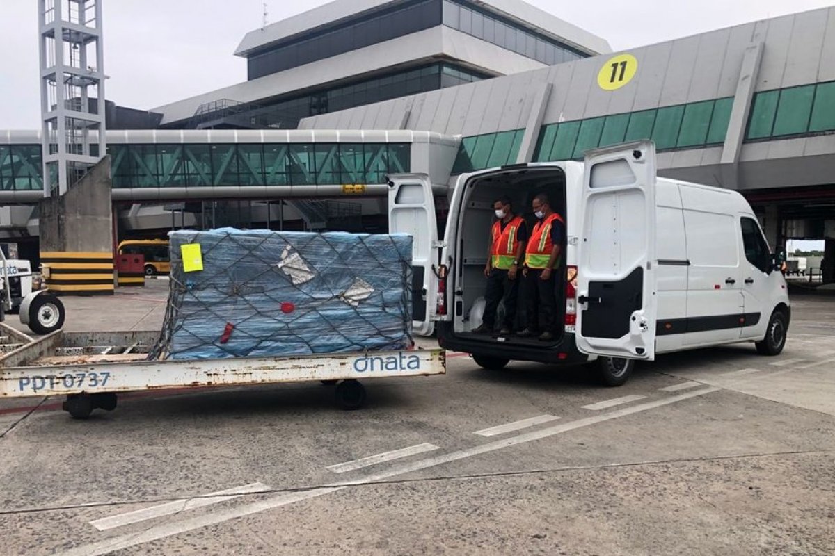 Governo Federal envia à Bahia novo lote com mais de 162 mil doses da vacina contra a Covid-19