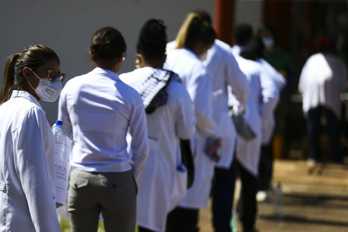 Revalida 2021: provas serão realizadas neste domingo (5)