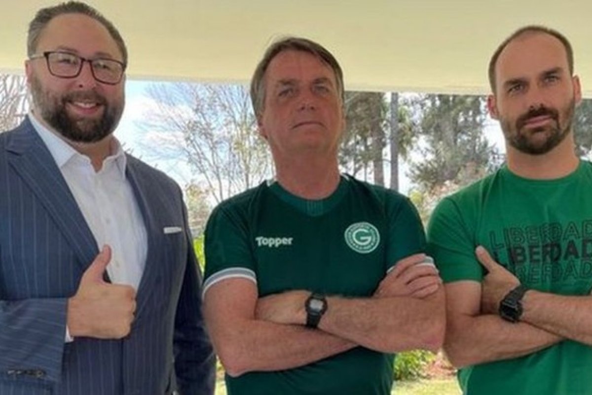 Ministro do TSE determina desmonetização de canais bolsonaristas em rede social ligada a Trump