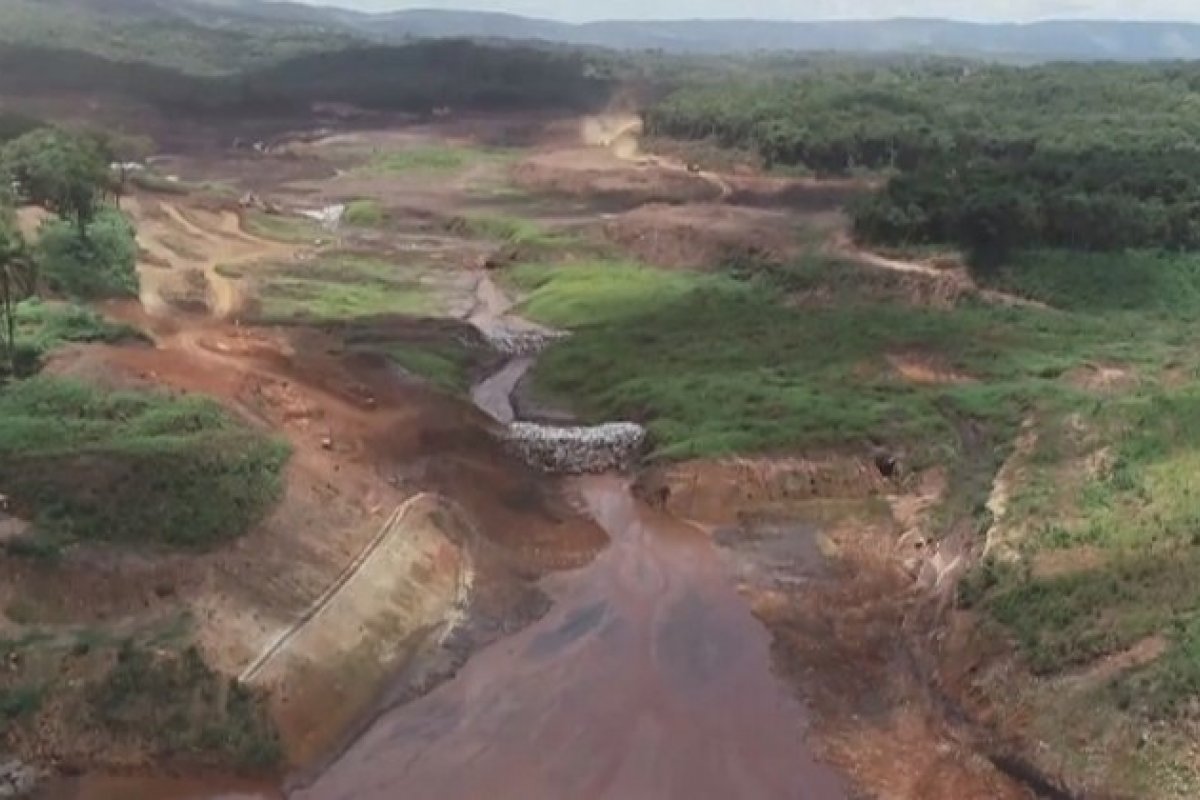 Mesmo após 572 dias, Justiça ainda não localizou 5 réus no caso Brumadinho