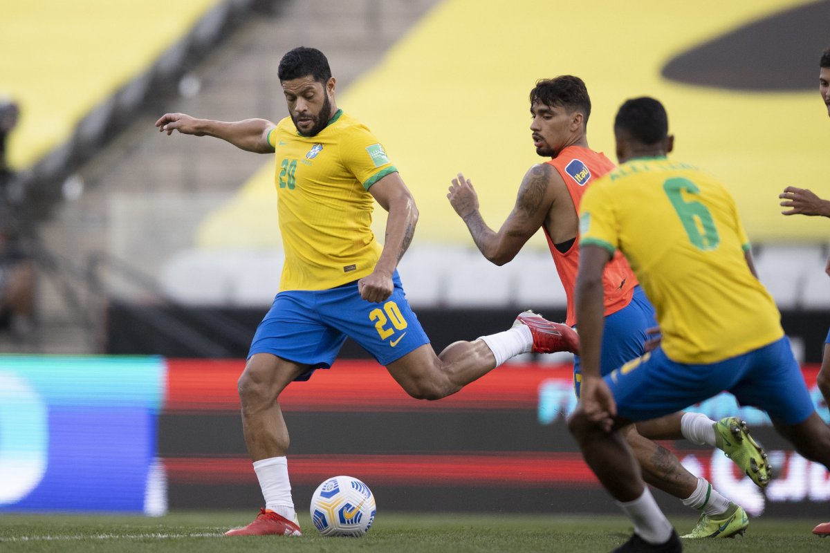 Líder incontestável das Eliminatórias, Brasil encara Peru na Arena Pernambuco