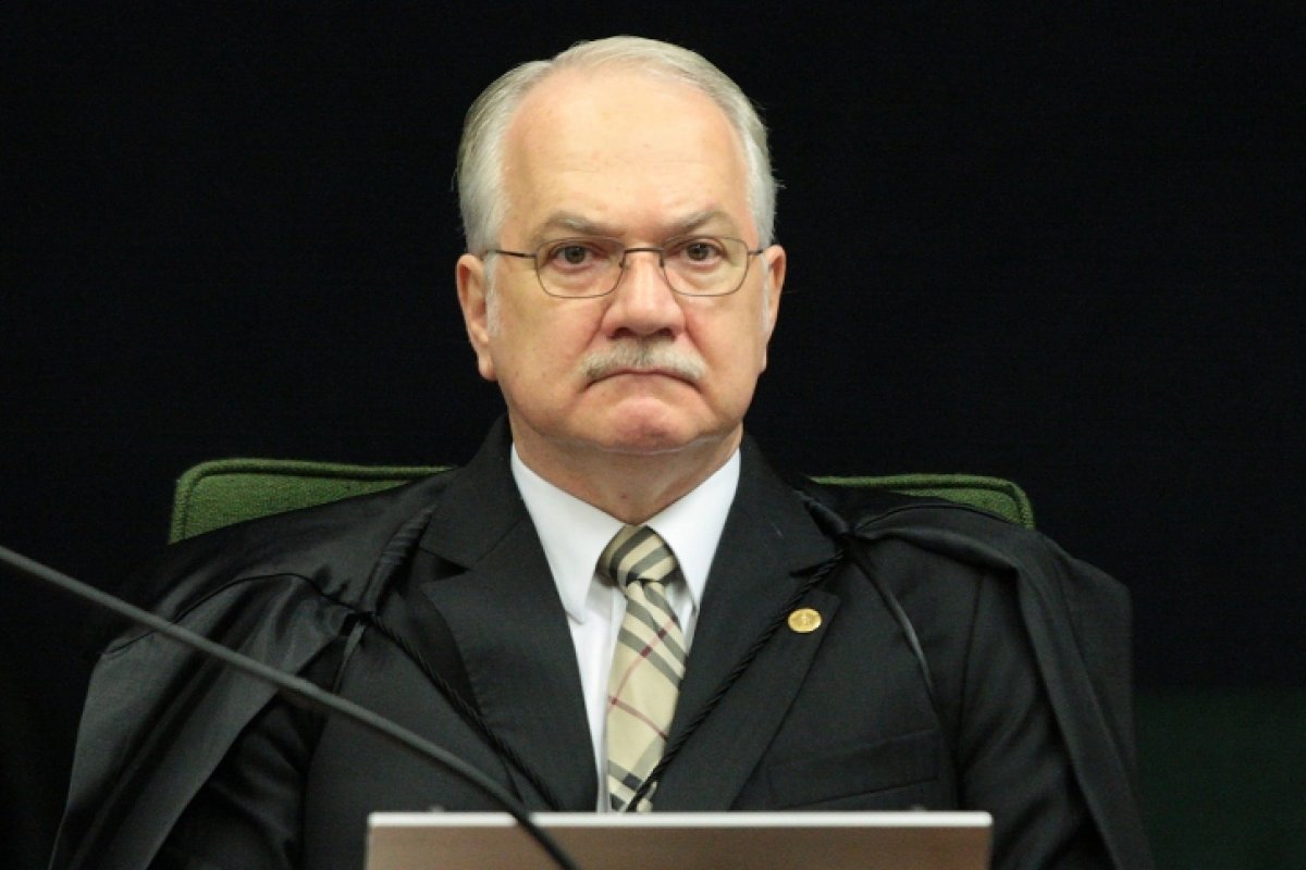 Fachin vota contra 'marco temporal' de terras indígenas