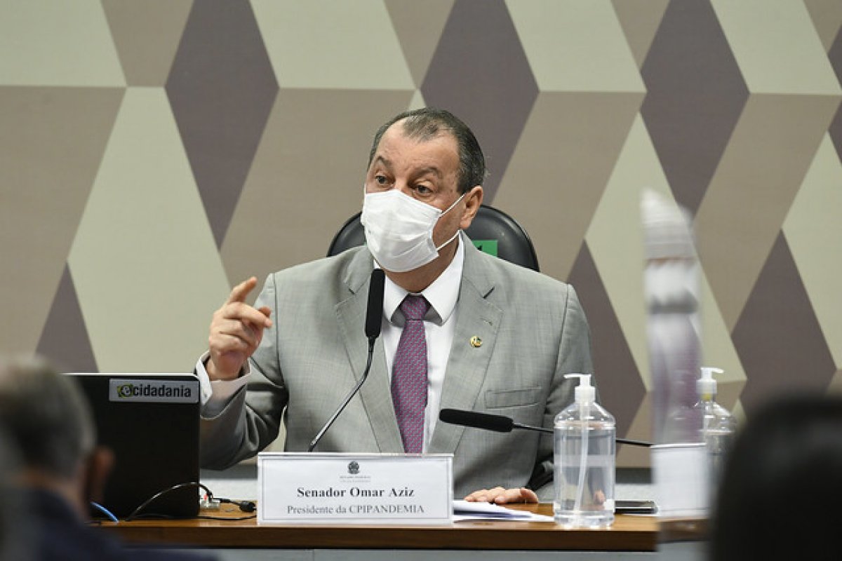Senador Omar Aziz diz que indícios na CPI apontam para crime de responsabilidade de Bolsonaro