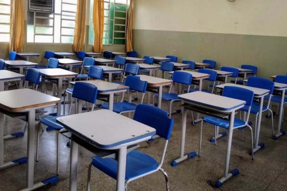 Alunos da rede municipal de Salvador farão provas para avaliação do aprendizado