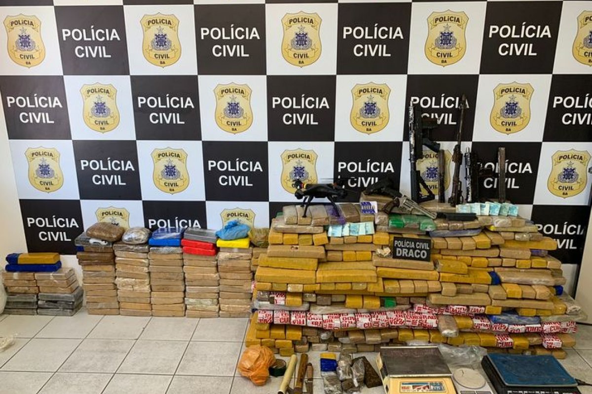 Draco prende três suspeitos de tráfico de drogas e apreende R$ 1,4 milhão em entorpecentes