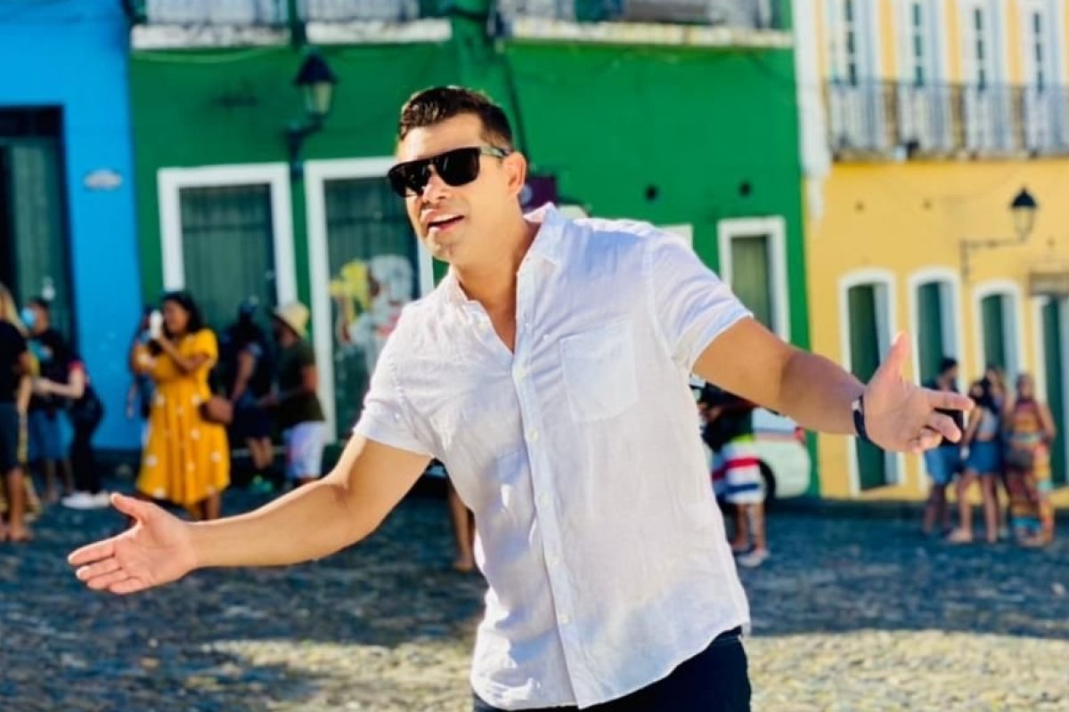 Kiko Chicabana grava clipe em Salvador para música que bombou na web