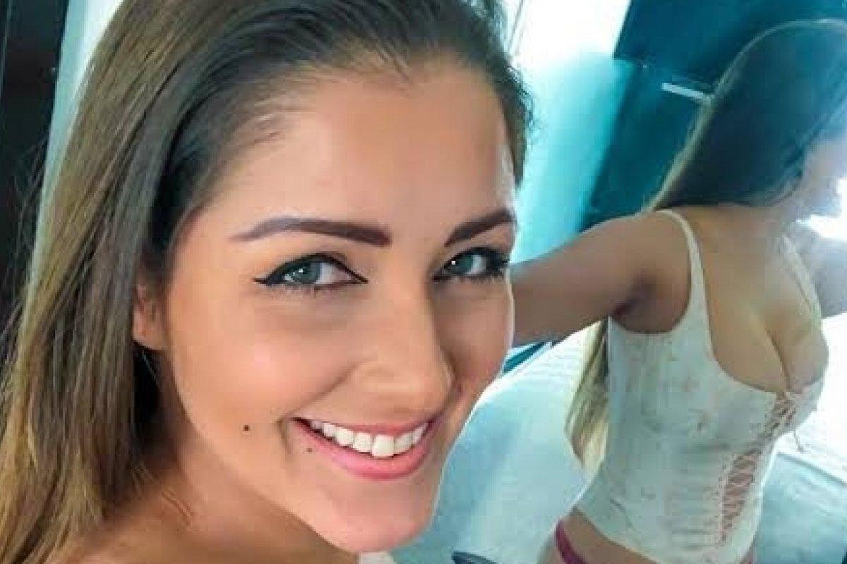 Musa dos anos 90 cria perfil em site de conteúdo adulto e cobra 15 dólares por assinatura