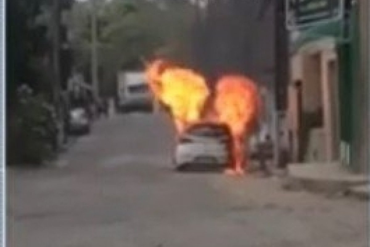 Polícia investiga incêndios de três veículos em diferentes bairros de Itabuna