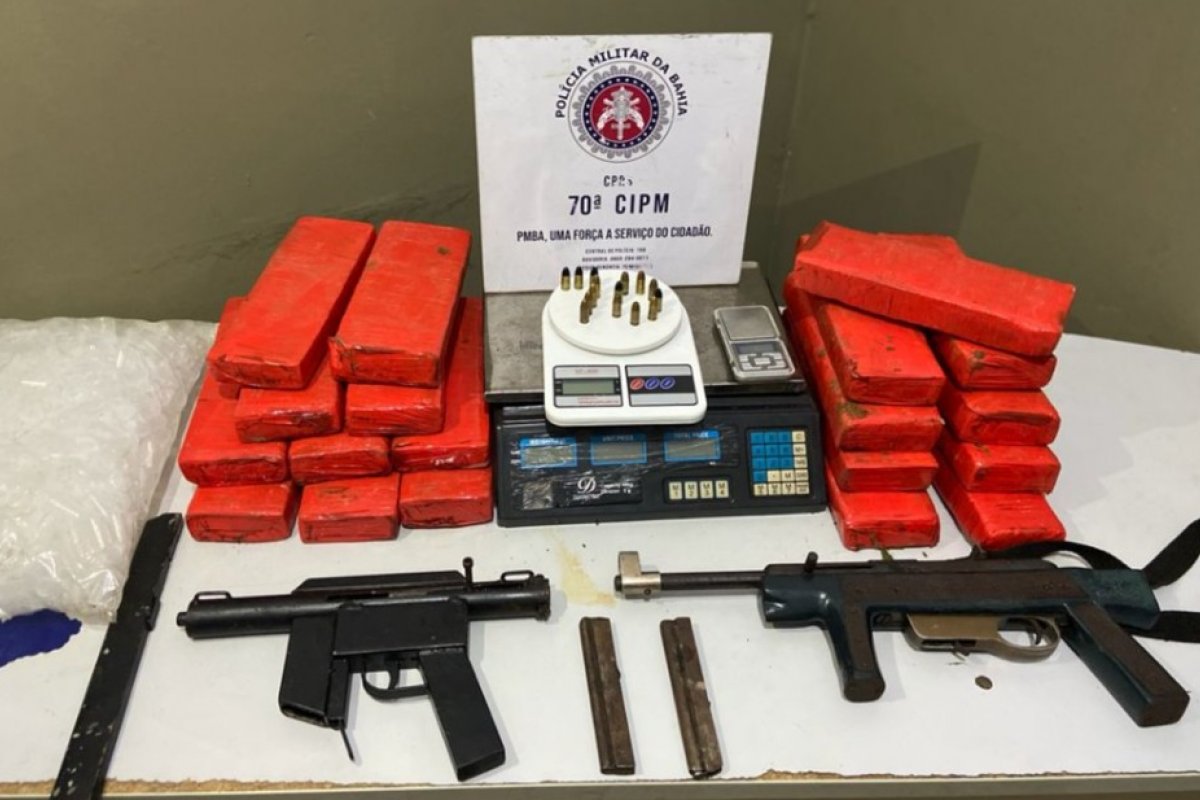 Drogas e submetralhadoras são apreendidas em Ilhéus, no sul da Bahia