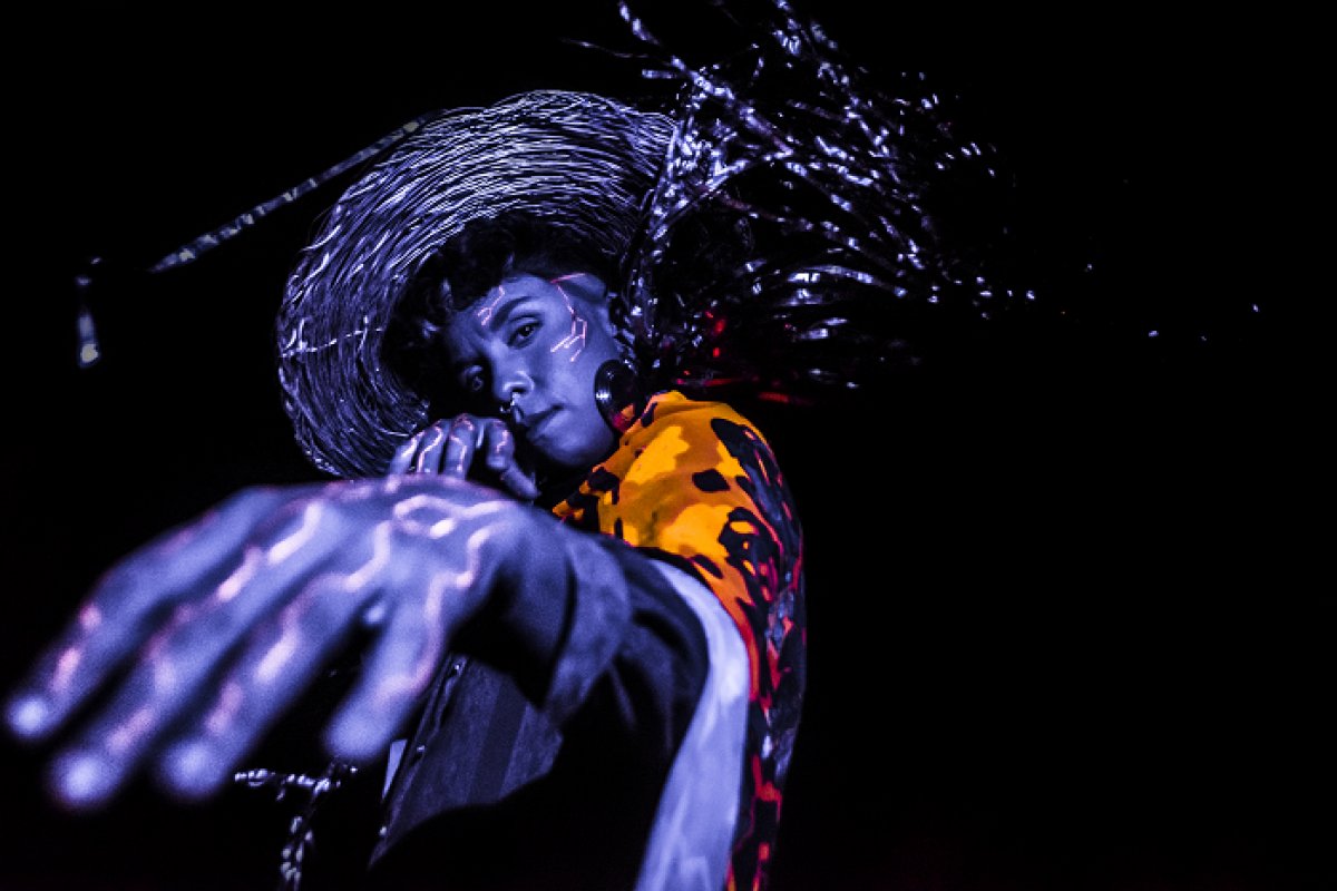 Paraibana Luana Flores lança seu primeiro EP "Nordeste Futurista"