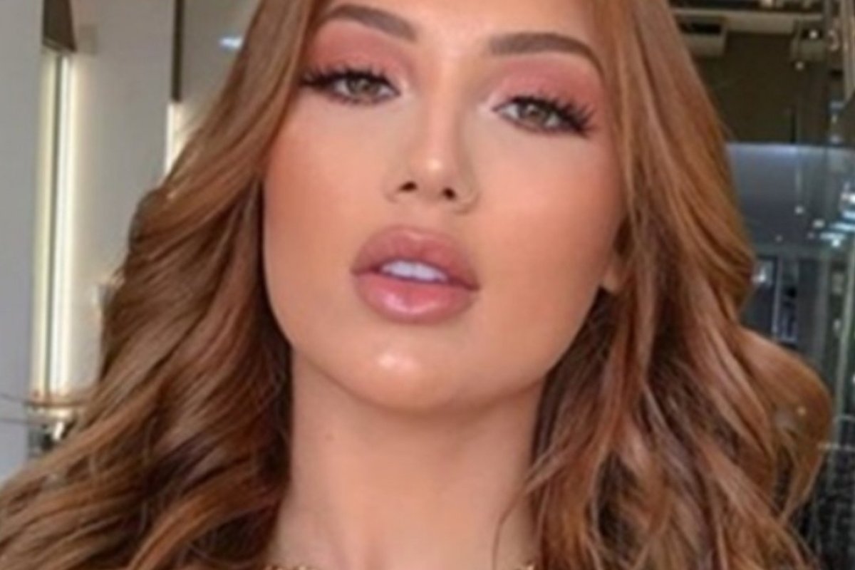 Blogueira vai cobrar para ver seus stories no Instagram