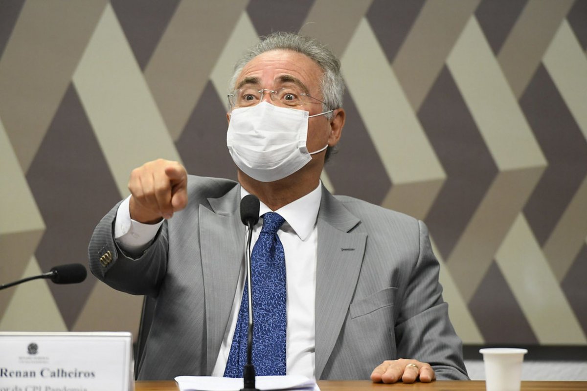 Renan Calheiros afirma que 'os depoentes não colaboram' com a CPI
