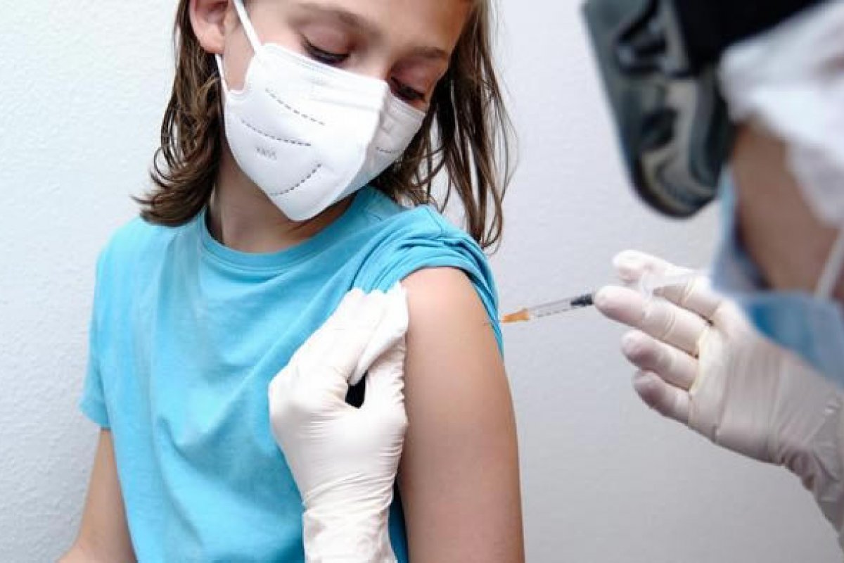 Governo Federal amplia faixa etária da vacina contra a meningite no Brasil