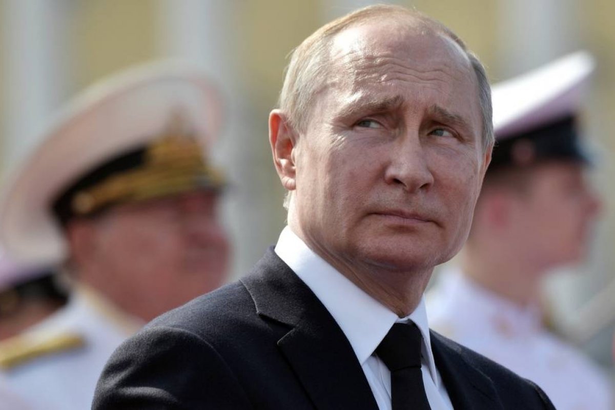 Presidente da Rússia fará isolamento após pessoas próximas testarem positivo para Covid-19