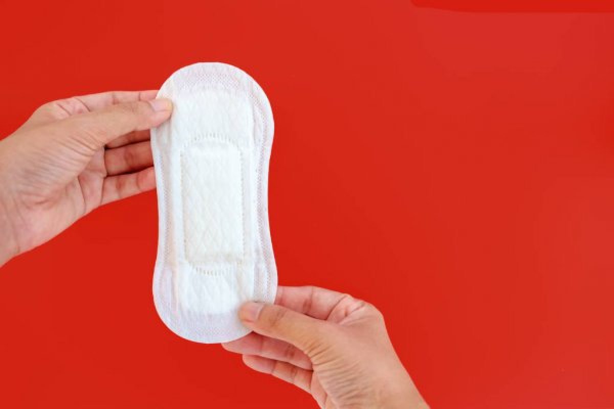 Senado aprova PL que prevê distribuição de absorventes para mulheres de baixa renda