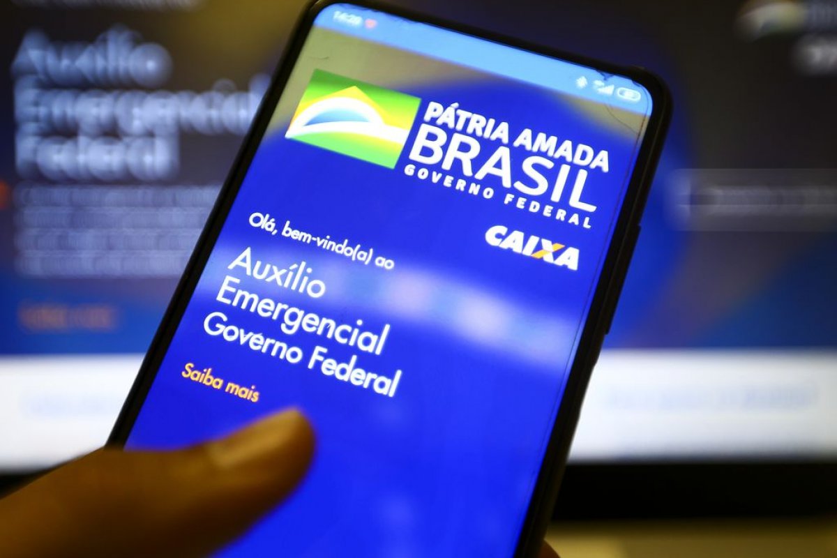 Nascidos em setembro têm saque do auxílio emergencial liberado