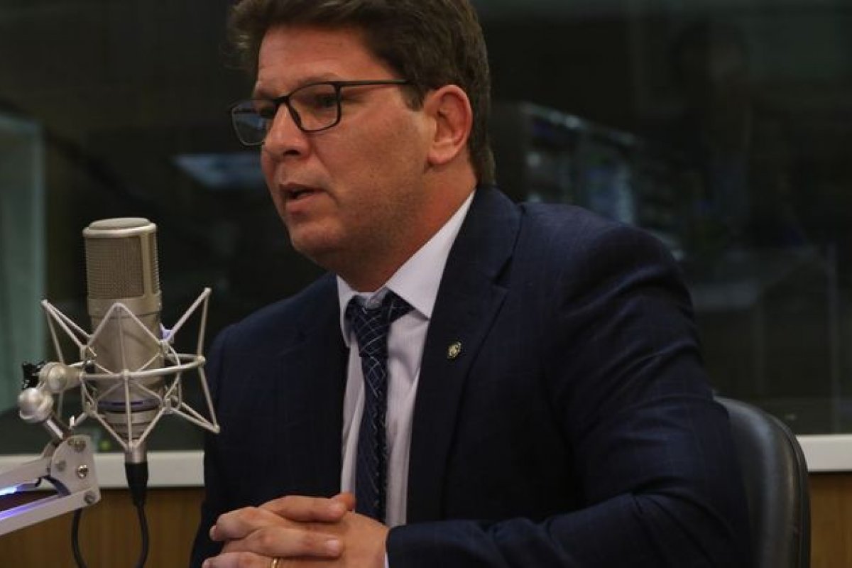 Mário Frias é notificado a realizar uma reunião do Conselho Superior de Cinema