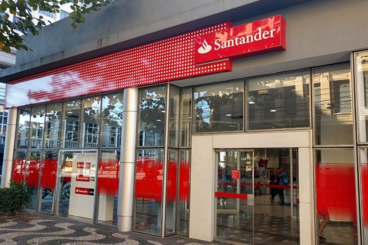 Bancos privados antecipam alta da Selic e elevam juros do crédito imobiliário