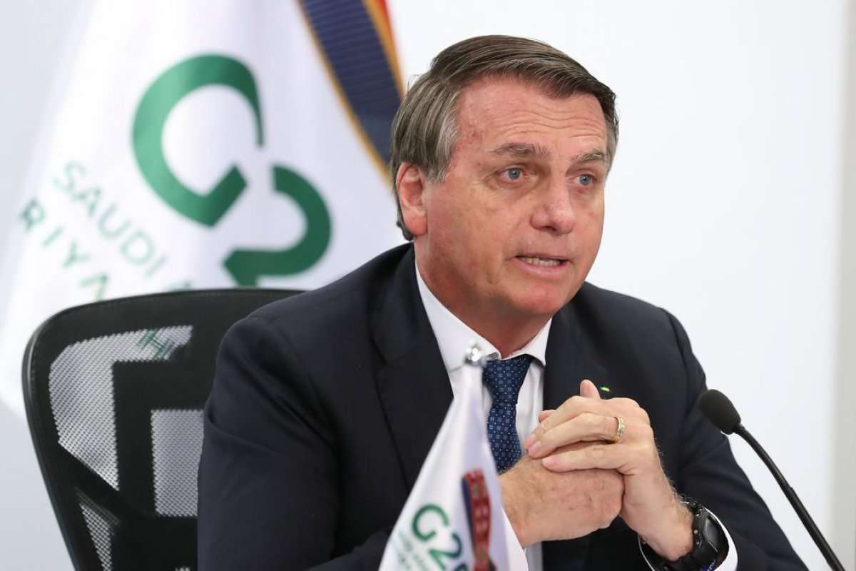 Bolsonaro pede que STF aceite tese do marco temporal para evitar 'desabastecimento mundial'