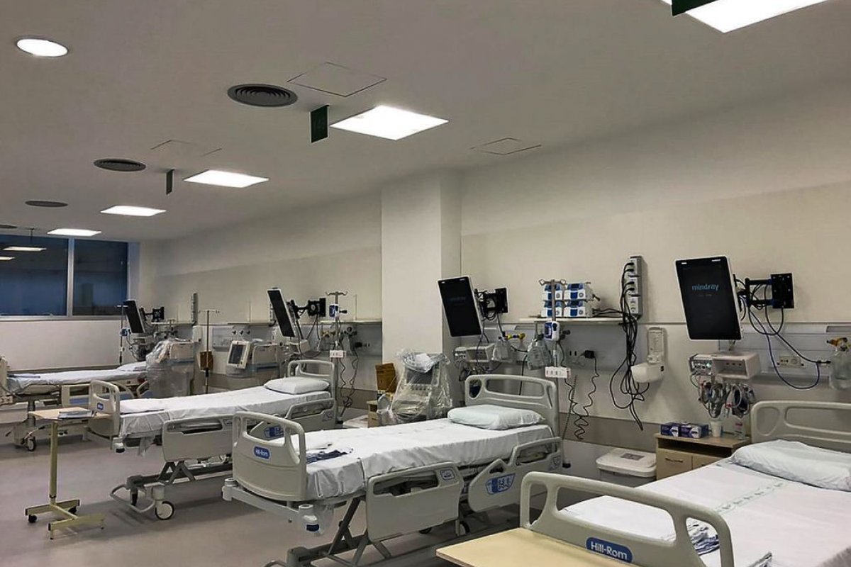 Número de afastamentos no trabalho por covid-19 dobra em 2021