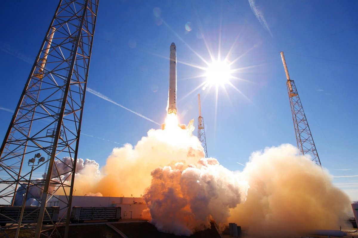 Voo orbital da SpaceX dará uma volta na Terra a cada 90 minutos