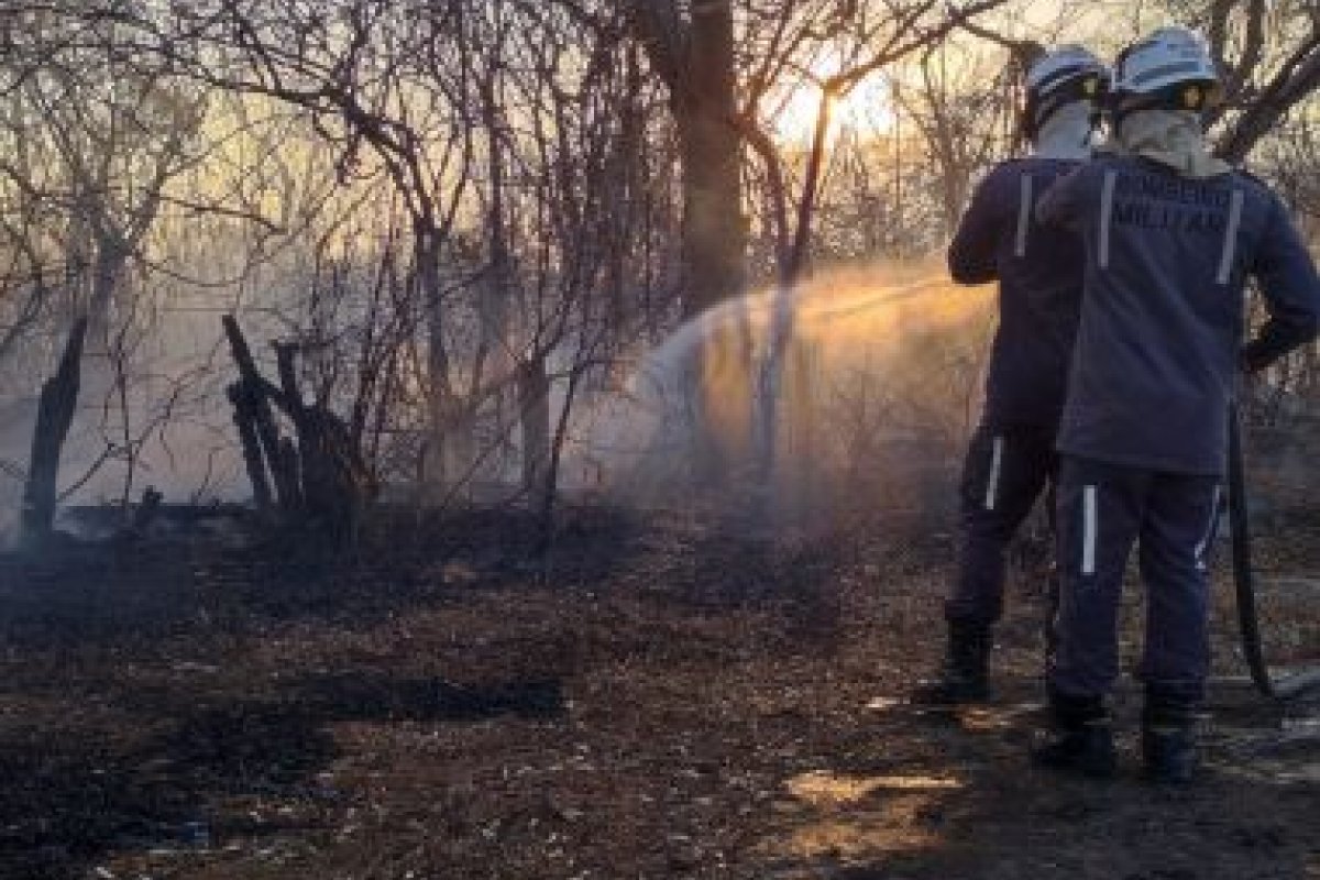 Incêndio atinge área de pastagem e caatinga em Guanambi, sudeste baiano