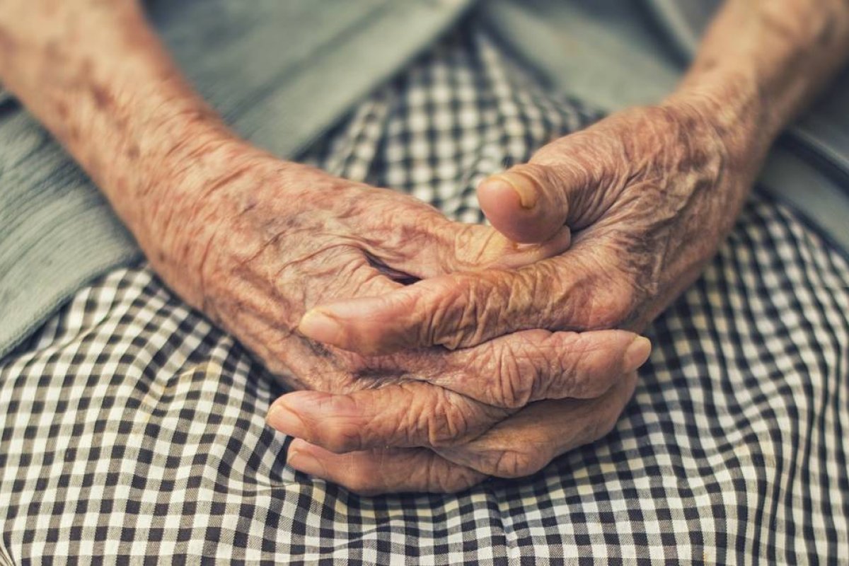 Estudo aponta que proteína do fígado pode ter papel importante na origem do Alzheimer