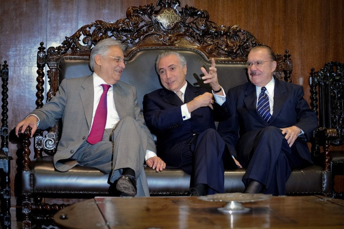 Em reunião, Temer, FHC e Sarney pedem paz pelas vias constitucionais