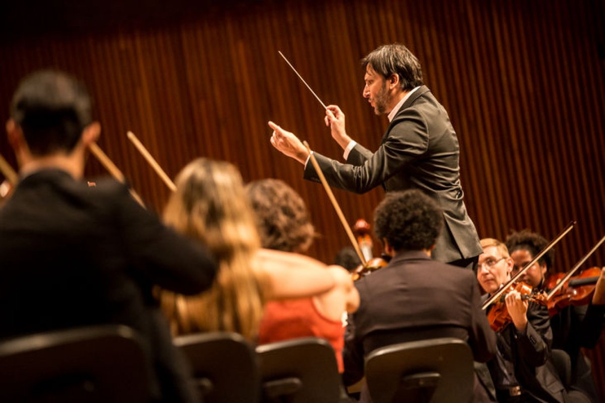 Osba celebra 37 anos de história em concerto no TCA