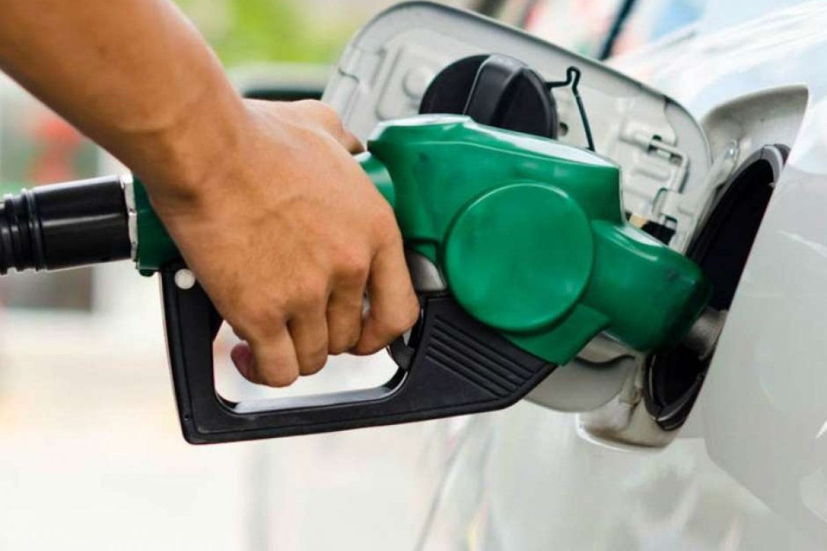 Gasolina fecha quinzena a R$ 6,290, alta de 56,86% desde maio de 2020, aponta pesquisa