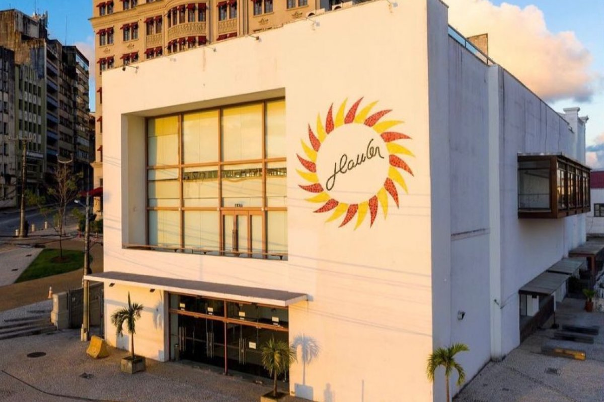 Cine Glauber Rocha faz acordo com Itaú e cancela fechamento