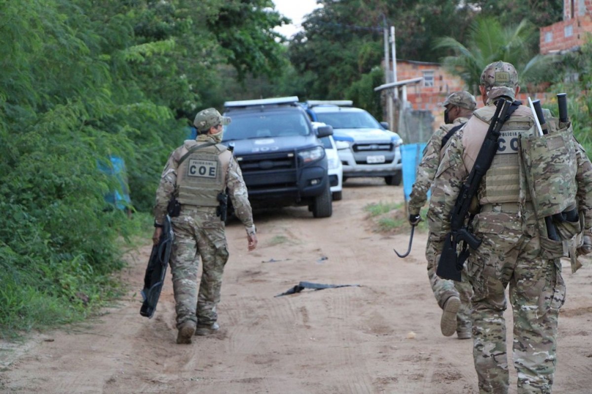 Suspeito de roubos a banco e participação em morte de PM em Pernambuco morre após confronto na Bahia