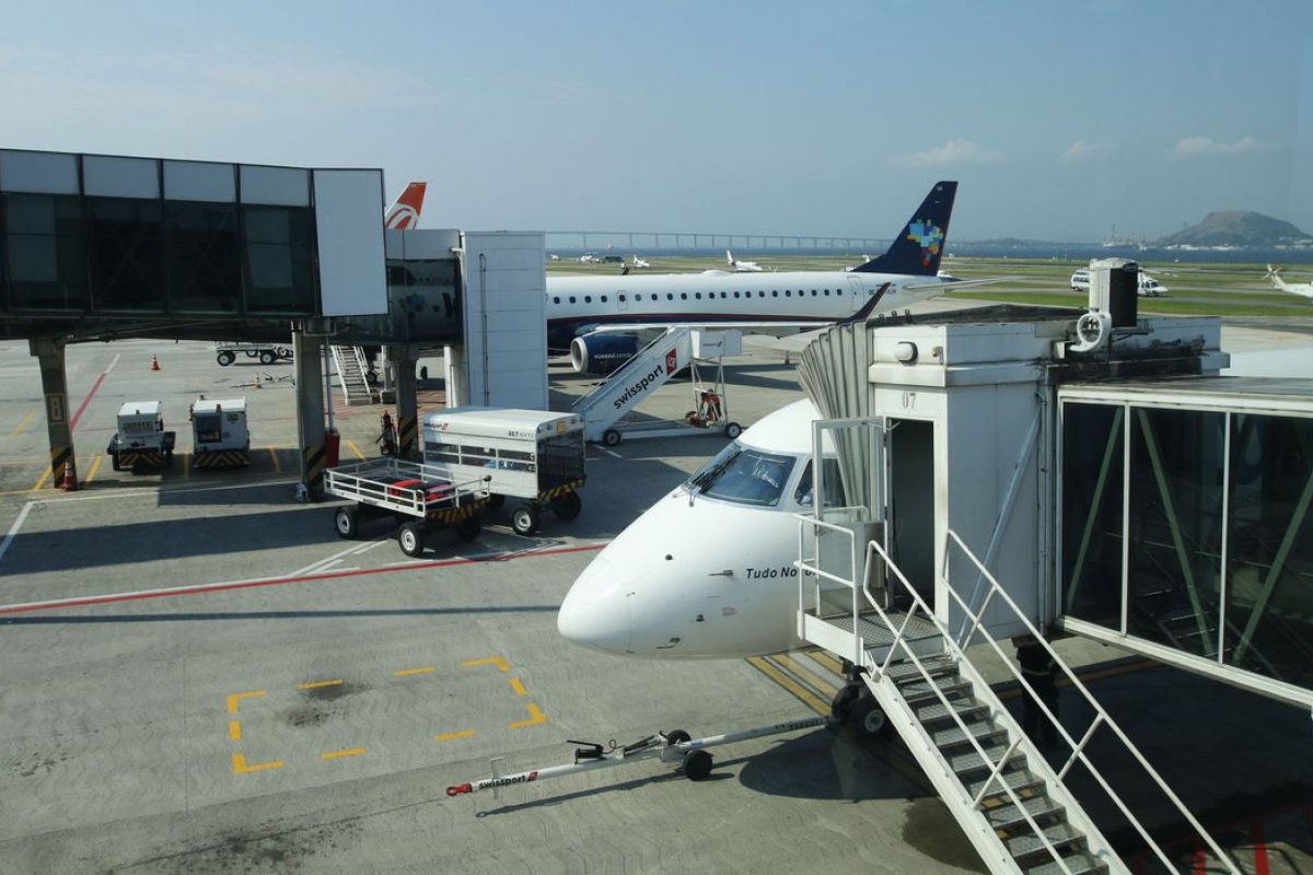 Governo acelera processo para leiloar aeroportos de Congonhas e Santos Dumont