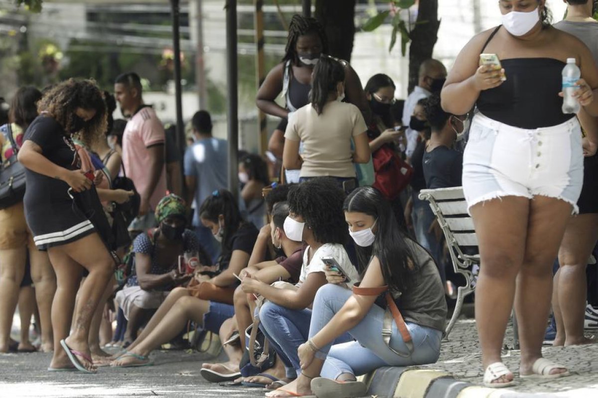 STF dá 48 horas para MEC informar sobre reabertura de inscrições do Enem para isentos