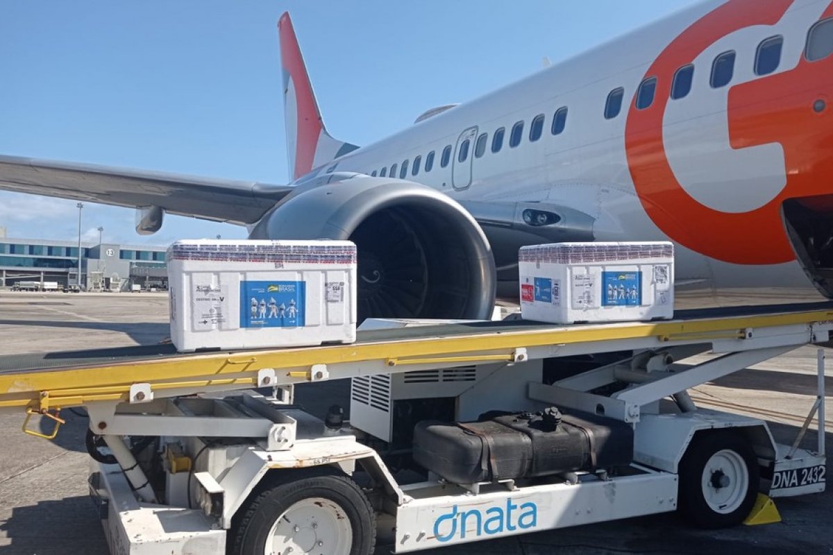 Governo Federal envia lotes com mais de 168 mil doses de vacinas contra Covid-19 à Bahia