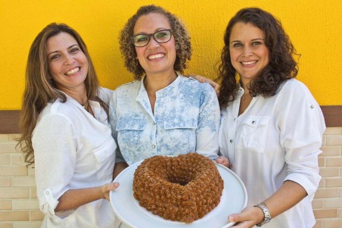 Em festa! Celebrando 105 anos do livro de receitas original, Bolos das Meninas conquista mercado e amplia atuação da marca