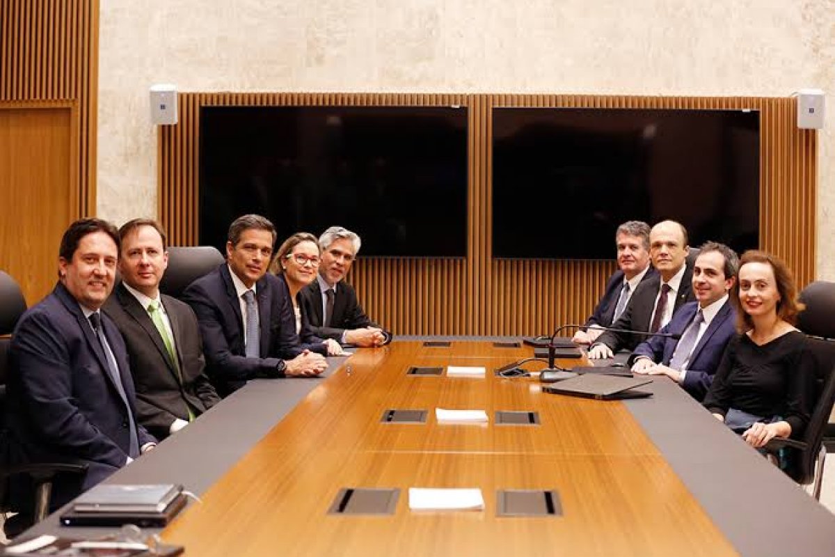 Comitê de Política Monetária, do BC, inicia reunião que deve aumentar Selic pela 5ª vez seguida