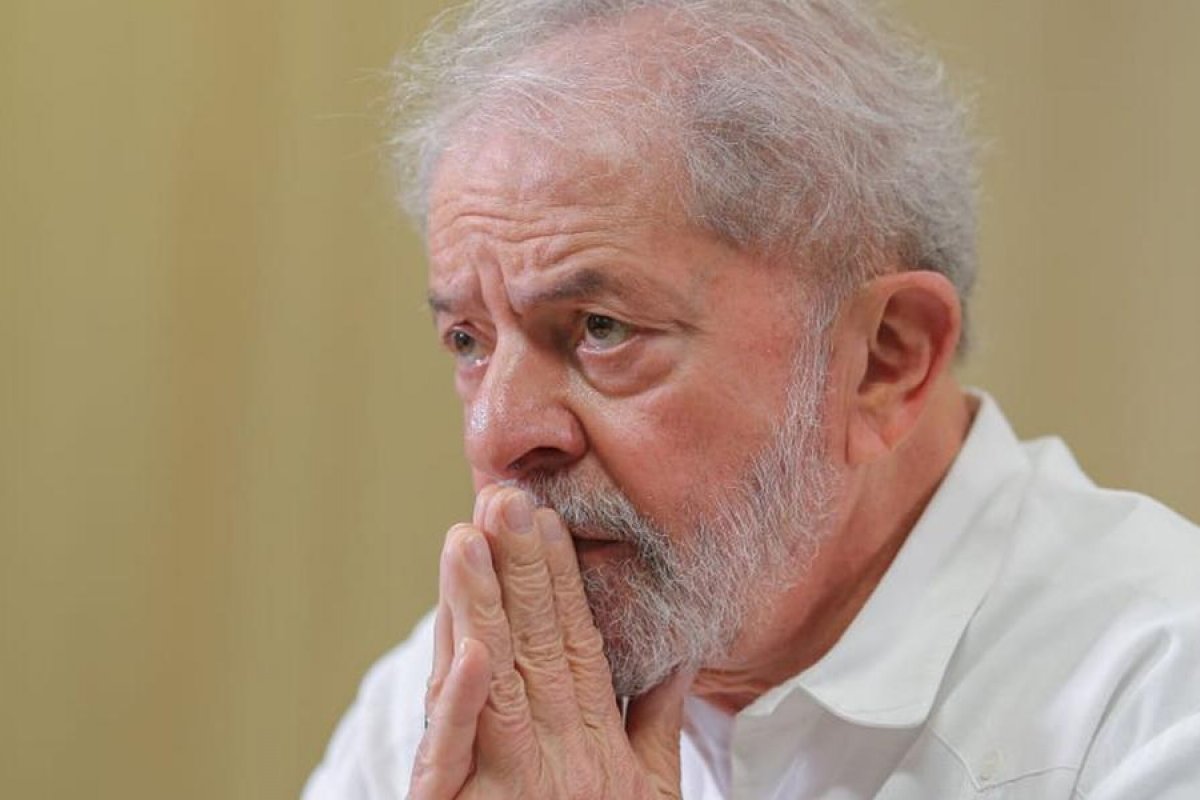 Lula nega progressão de pena e levanta suspeitas sobre estratégia política 