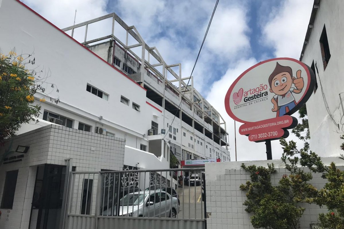 Martagão Gesteira realiza o primeiro transplante de medula óssea