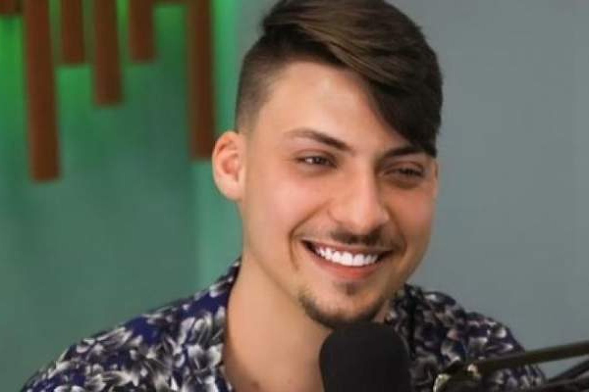 Câmara aprova audiência pública com Jair Renan para apurar repasse à empresa de games