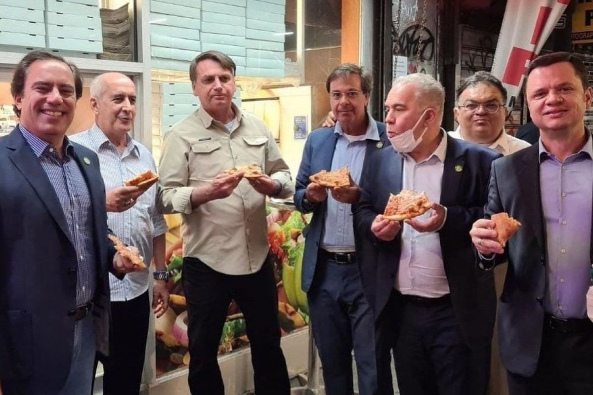 Após Queiroga contrair Covid-19, Bolsonaro fica em isolamento por cinco dias, informa Planalto