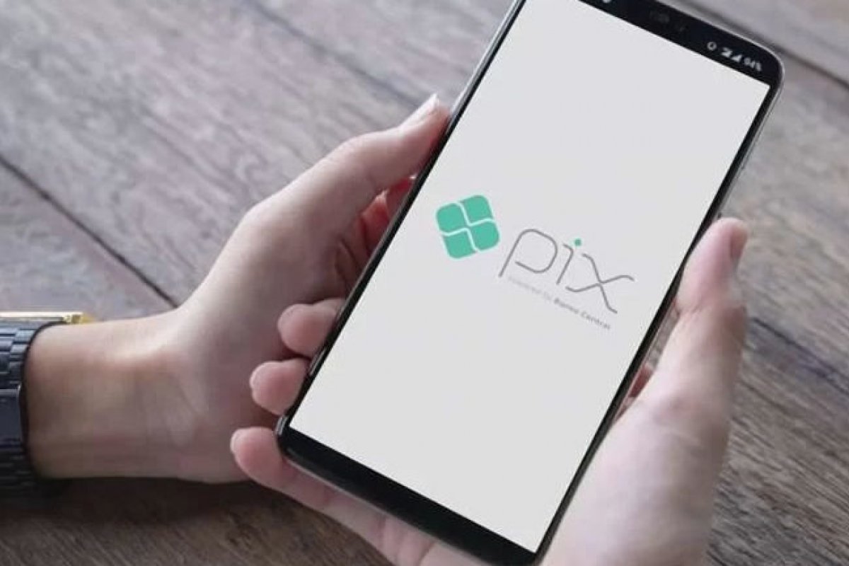 Após restrição do BC, bancos tem até dia 4 para limitar PIX noturno