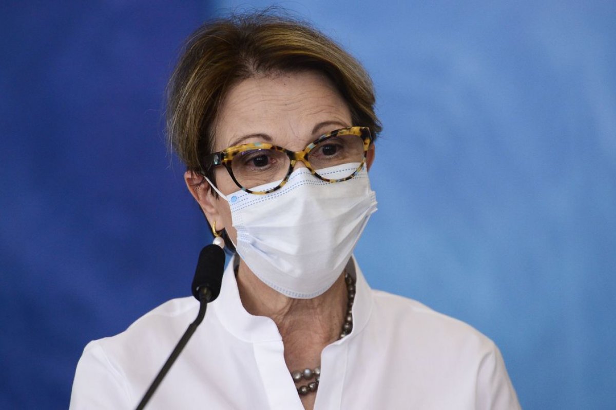 Ministra Tereza Cristina testa positivo para a Covid-19