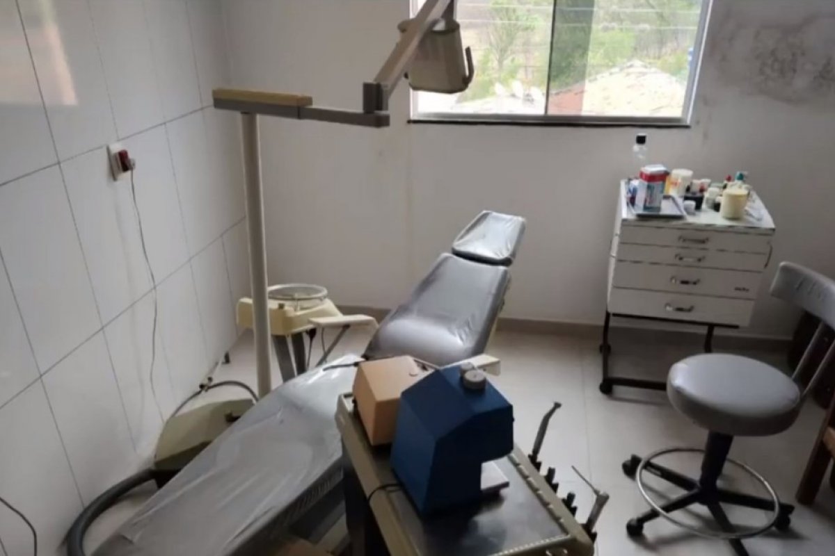 Homem é preso em Jaguarari por exercer ilegalmente a profissão de dentista há 10 anos