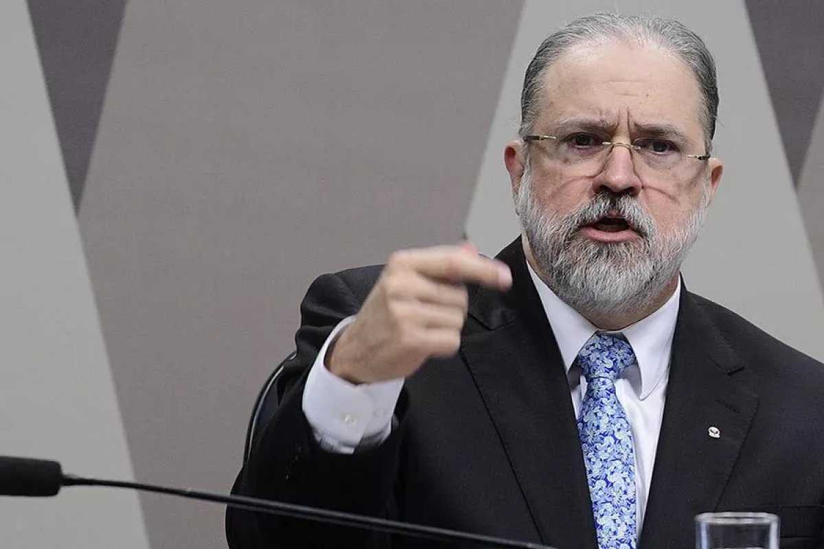 Senado aprova indicação de Augusto Aras para a Procuradoria-Geral da República